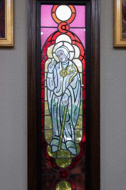 St L Nave 25 Pope St Sixtus Glass 1