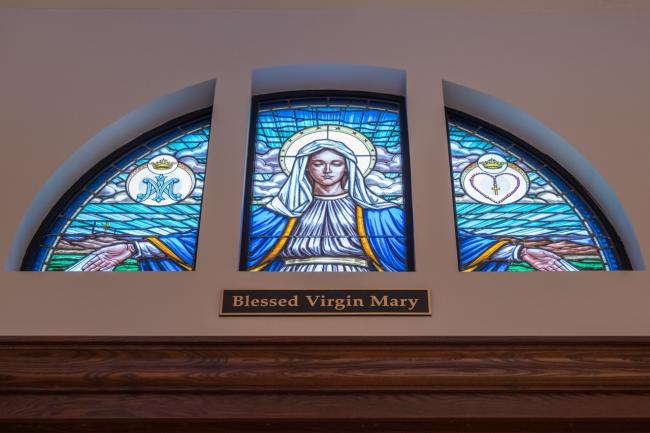 St L Narthex 17 Blessed Virgin Glass 1