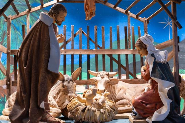 St L Nativity 2